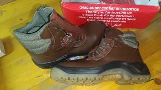 Botas de seguridad Panter (Talla 43) DIELECTRICAS