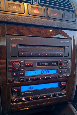 Volkswagen Golf 2004