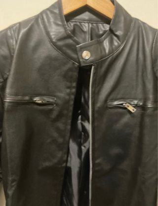 Giubbino in pelle nero