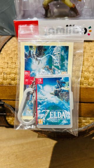 Lote Zelda Totk: Amiibo Link + Llaveros