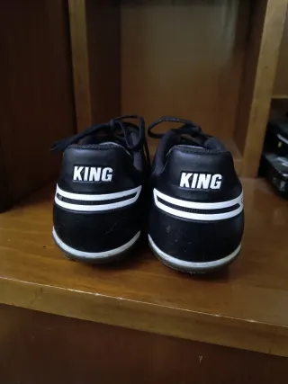 Botas de fútbol Puma King Negras talla 38