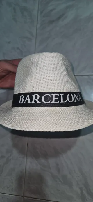 Cappello di paglia con scritta BARCELONA