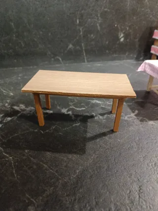 Mesa para belén o casa de muñecas