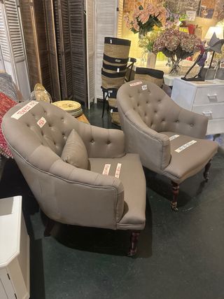 Butaca sofá beige tela y madera