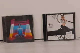 CDs de Madonna y de Kylie Minogue