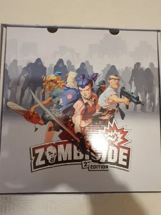 Zombicide 2a Edizione Base + Set Esclusive