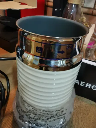 Nespresso Aeroccino no calienta sí espuma