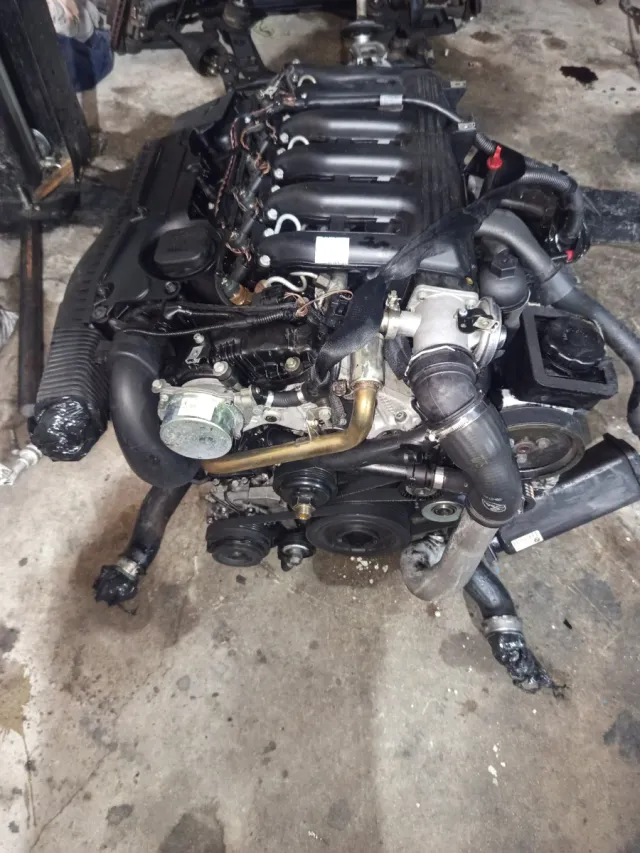 Motor BMW 306d2 M57