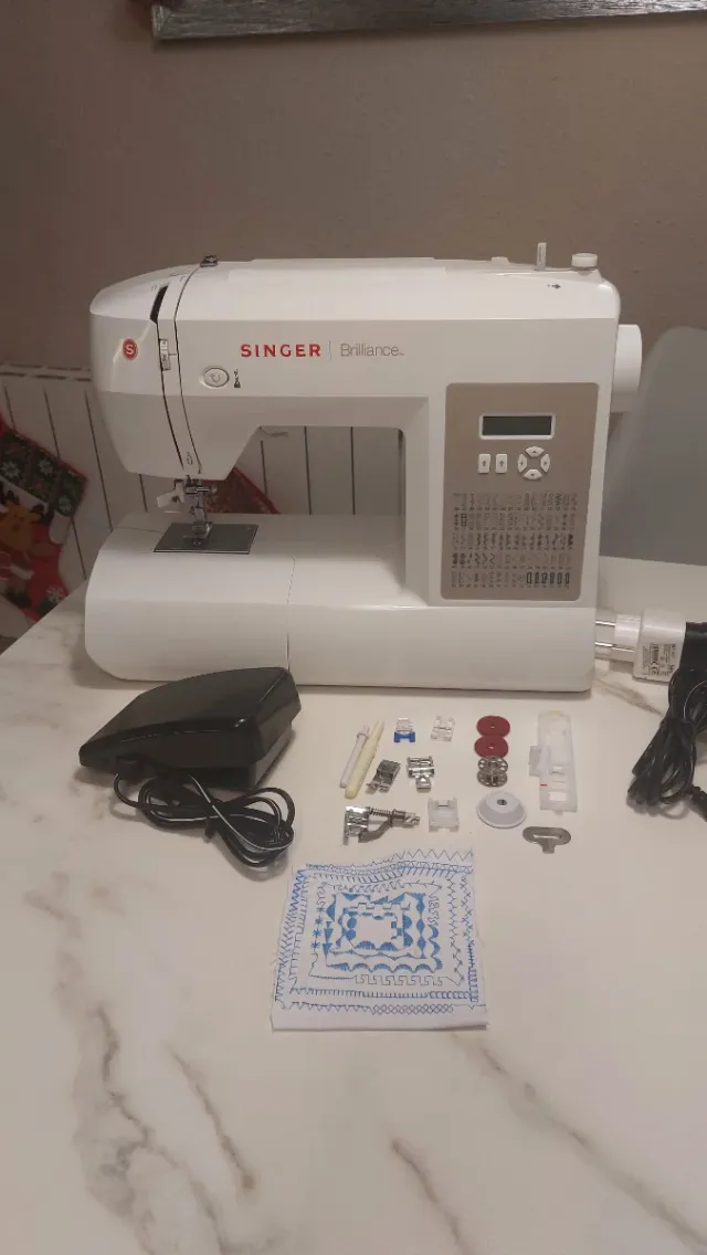 Máquina de coser Singer Brilliance 6180