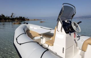 Barco Bombard 650 Sunride Mercury 150cv