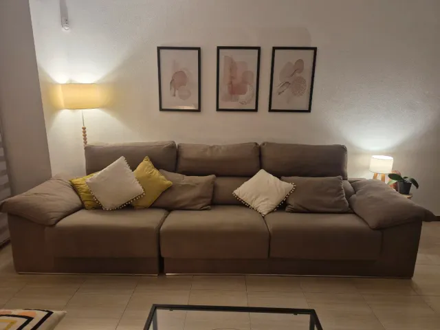 Divano modulare in tessuto beige e marrone