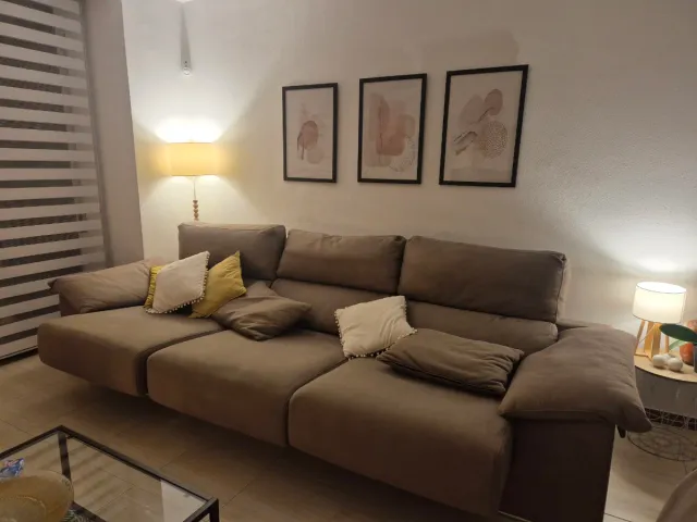 Divano modulare in tessuto beige e marrone