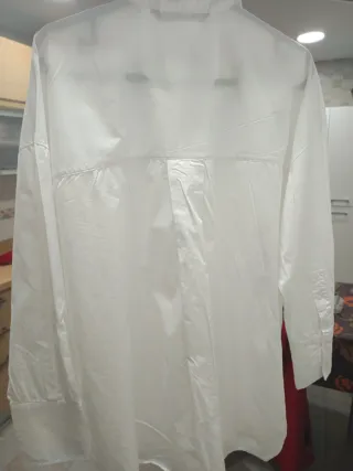 Camisa ancha Zara blanca