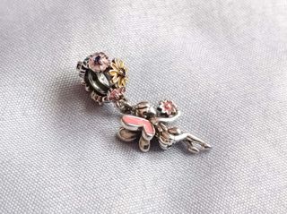 Charm y colgante Hada