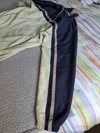 Chaqueta Avia Beige y Azul