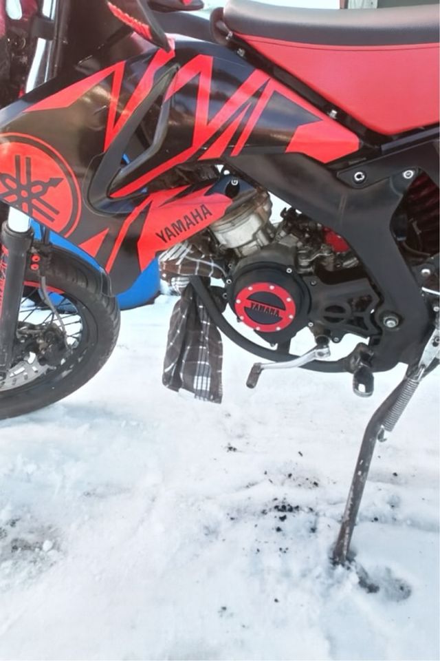 Copri carter Yamaha Am6 rosso/nero