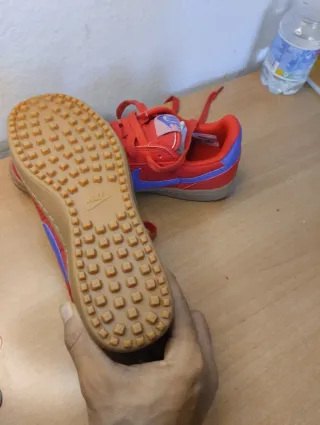 Zapatilla Nike Field General Roja