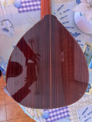 Laúd L4P ALHAMBRA instrumento musical de cuerda