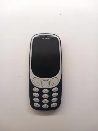 Teléfono Móvil Nokia Clásico: modelo 3310.