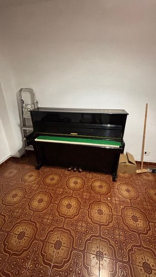 Piano Synphony negro