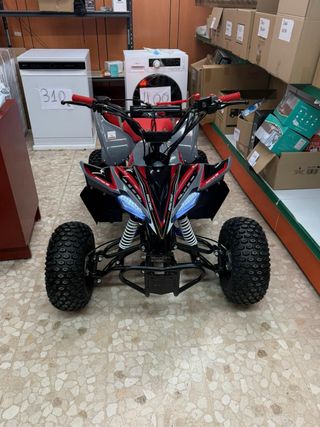 Quad infantil rojo y negro