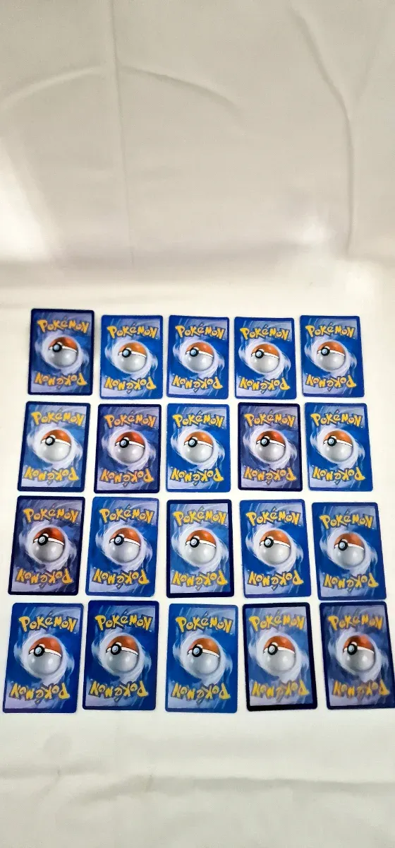 Lote 20 Cartas Pokémon Especiales