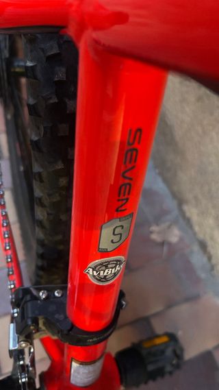 Bicicleta de Montaña Cannondale Roja , ruedas 27,5