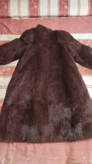 Abrigo chaquetón de pelo auténtico de Marmota