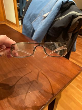 Gafas de sol vintage grises