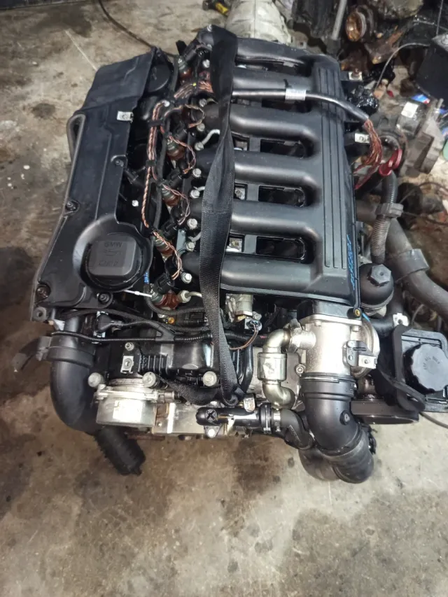 Motor BMW 306d2 M57