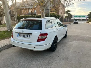Mercedes-Benz Clase C 2010