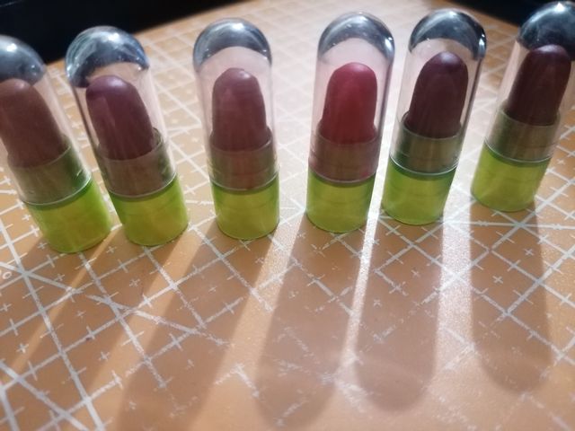 Miniaturas de pintalabios (lote)