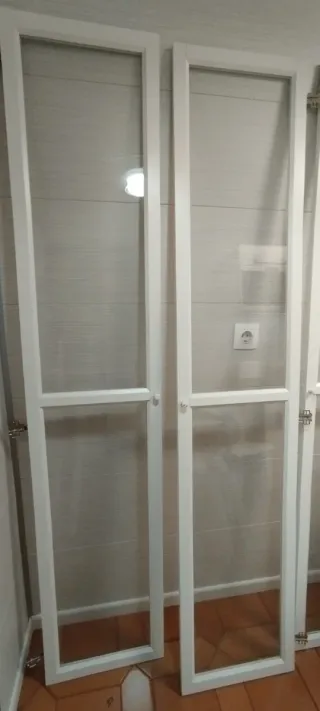 Puertas cristaleras para estanterías Ikea