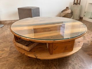 Mesa centro madera y cristal artesanal