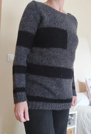 Jersey de punto gris y negro