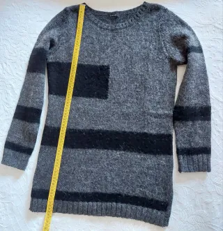 Jersey de punto gris y negro