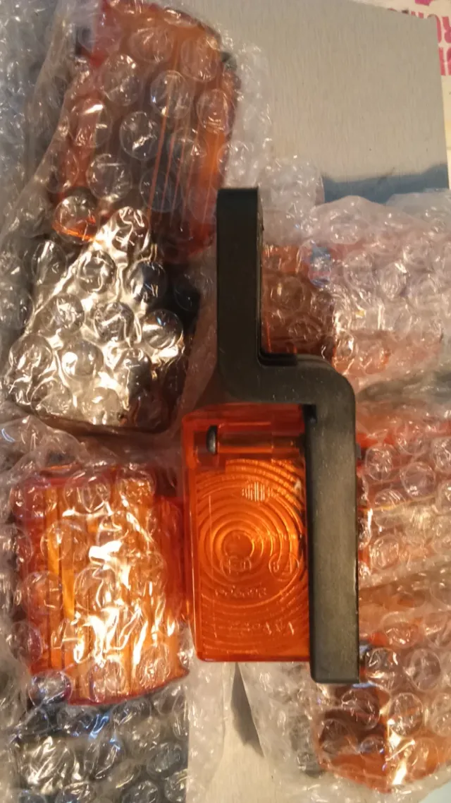 Piloto matricula y galibo para camión remolque