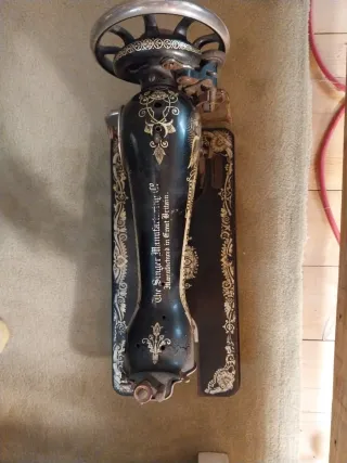 Máquina de coser Singer antigua