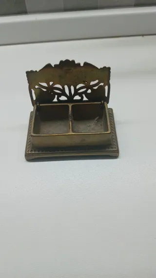 Antico porta francobolli in ottone