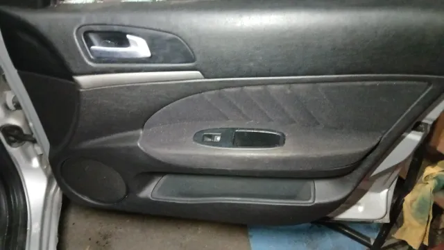 Panel puerta acompañante Alfa 159
