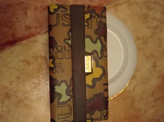 Cartera Tous Multicolor, no tiene caja de allí su