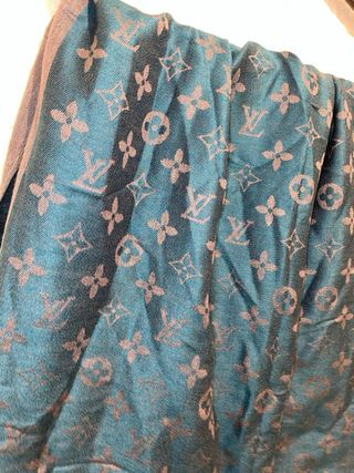 Foulard Louis Vuitton Verde Satinado