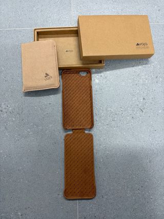 Custodia artigianale in pelle Vaja per iPhone 6/6s Plus