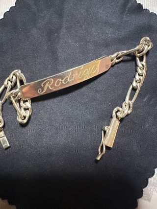 Esclava Plata 925 Grabada Rodrigo