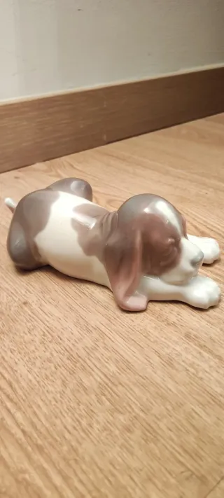 Figura porcelana Lladro perro dormilón