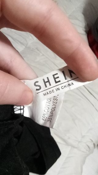 Camiseta negra Outlook Shein