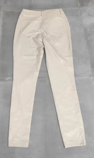 Pantalón efecto piel beige Talla S