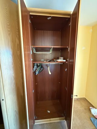 Armario grande madera
