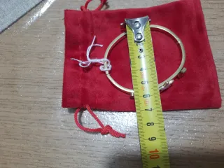 Braccialetto rigido dorato