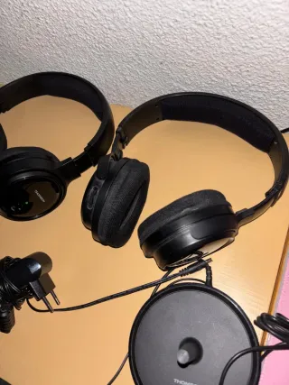 Cascos Bluetooth Thomson Negros.